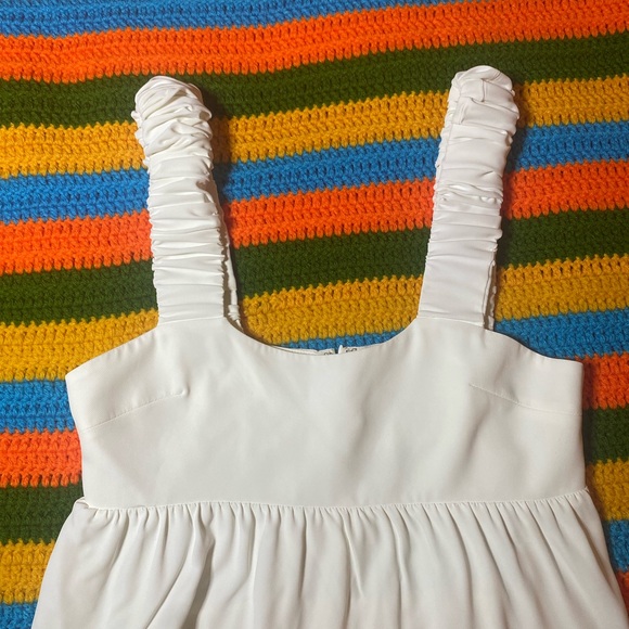 Amanda Uprichard cute white summer dress - Picture 3 of 4
